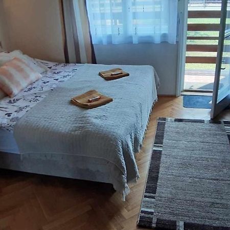 Rosy Apartman Apartment Vonyarcvashegy Luaran gambar